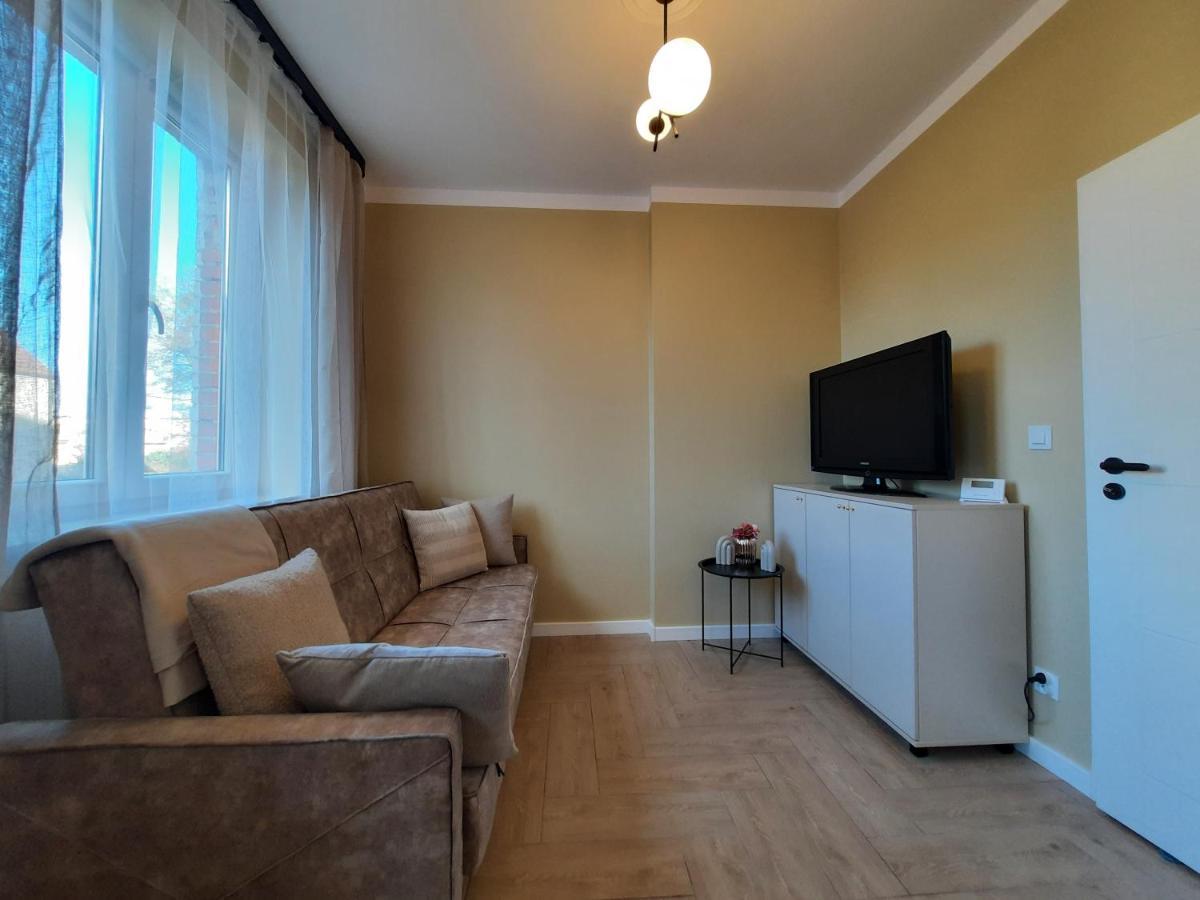 Kawalerka Hallera Wroclaw Ngoại thất bức ảnh